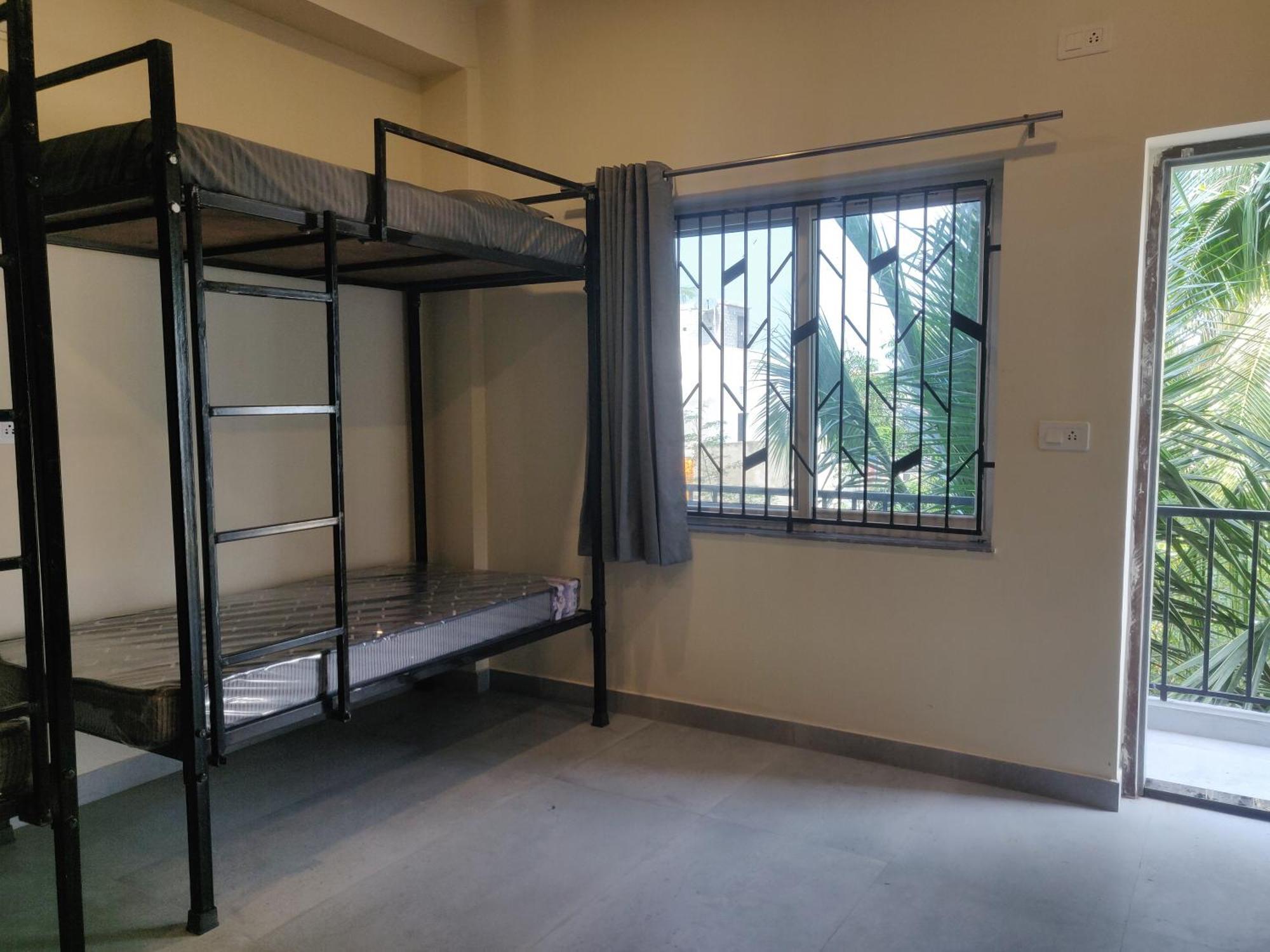 Tavasmi Hostel Puri Δωμάτιο φωτογραφία