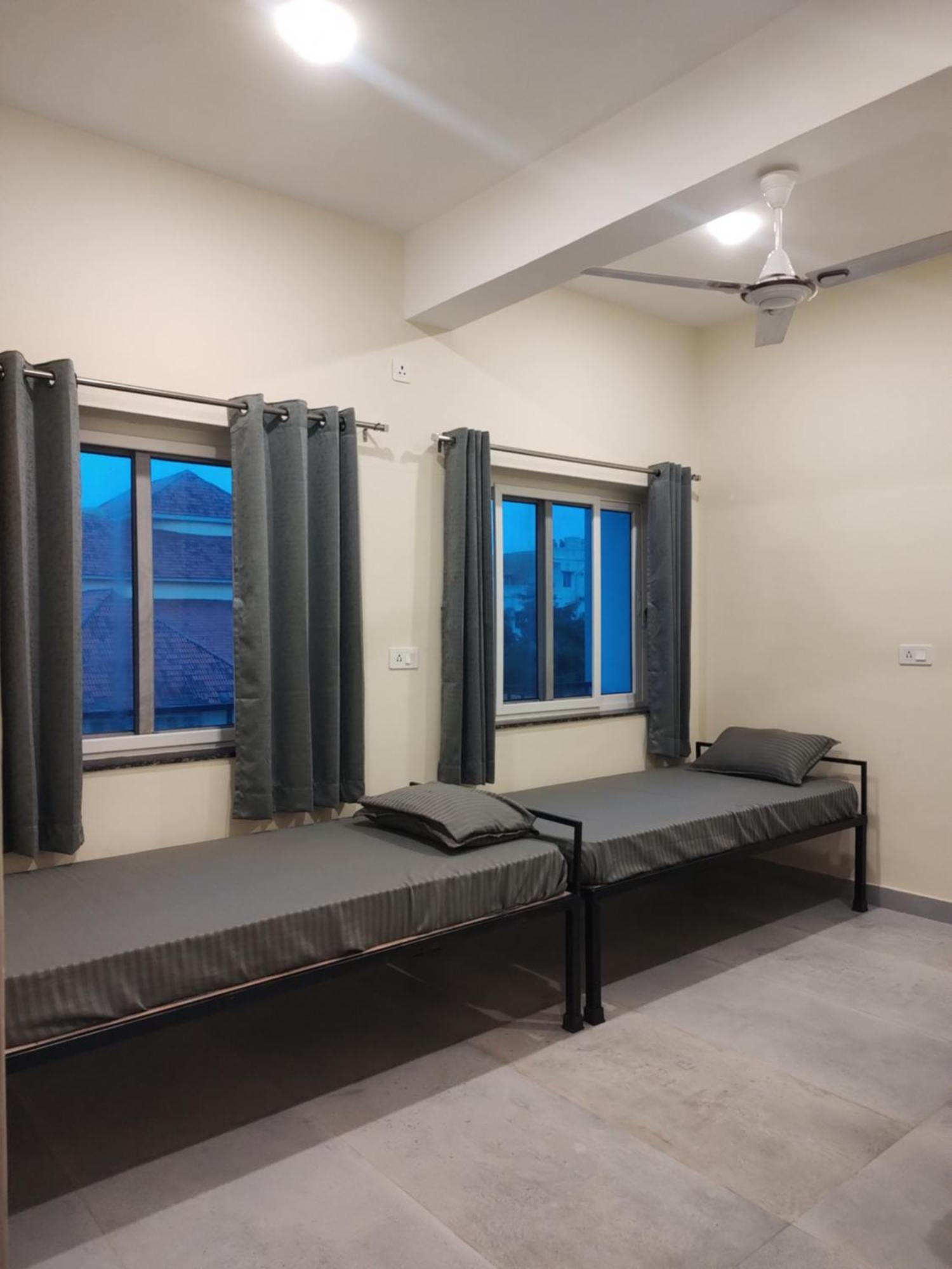 Tavasmi Hostel Puri Εξωτερικό φωτογραφία