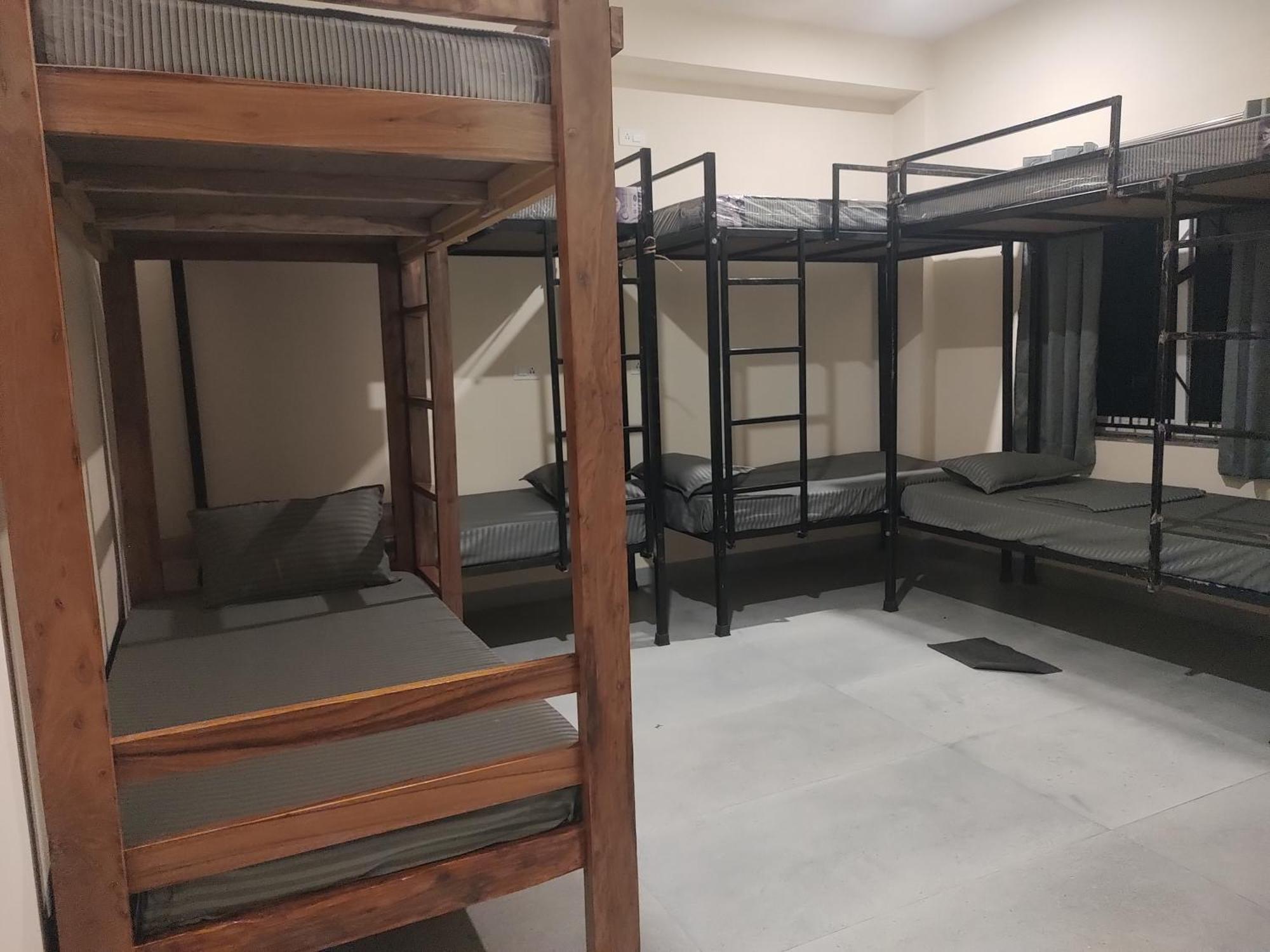 Tavasmi Hostel Puri Εξωτερικό φωτογραφία