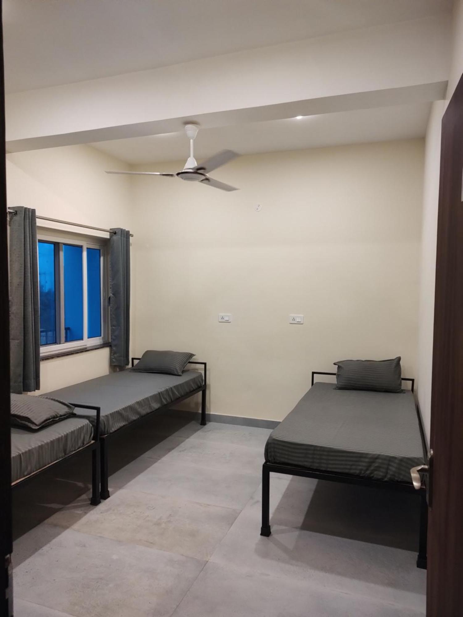 Tavasmi Hostel Puri Εξωτερικό φωτογραφία